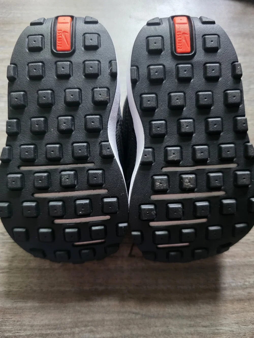 Nike Toddlers' Black and White Lightweight Sneakers